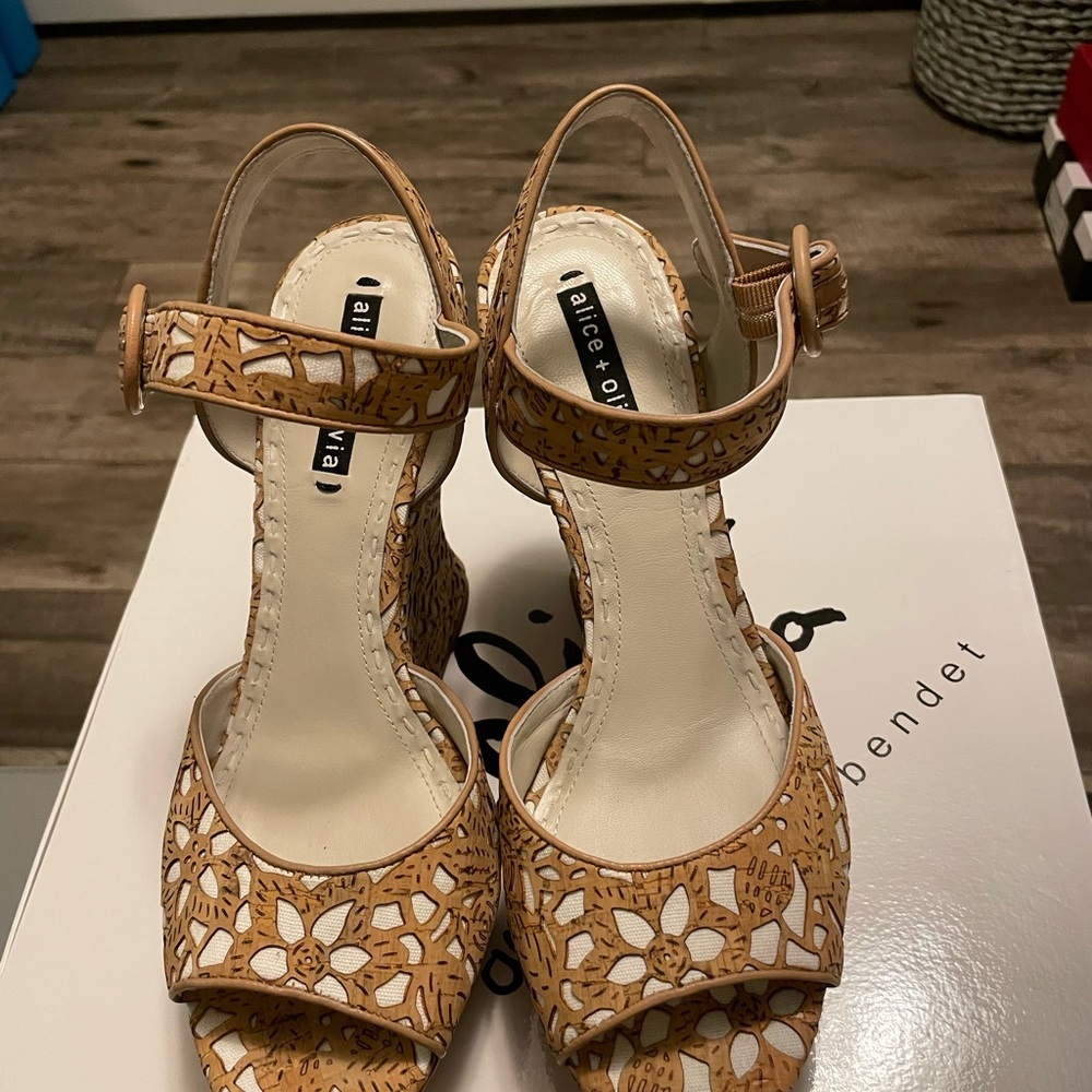 Alice + Olivia Floral Cutout Heels in Tan